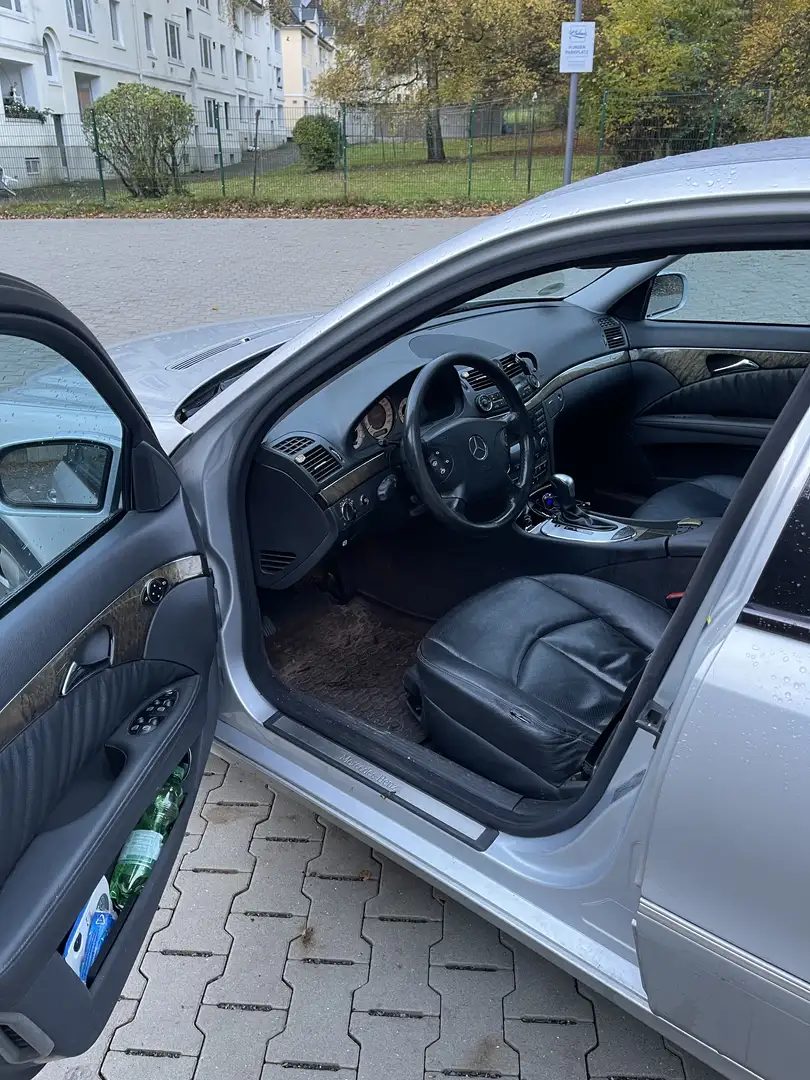 Mercedes-Benz E 280 T 7G-TRONIC Avantgarde Grau - 2