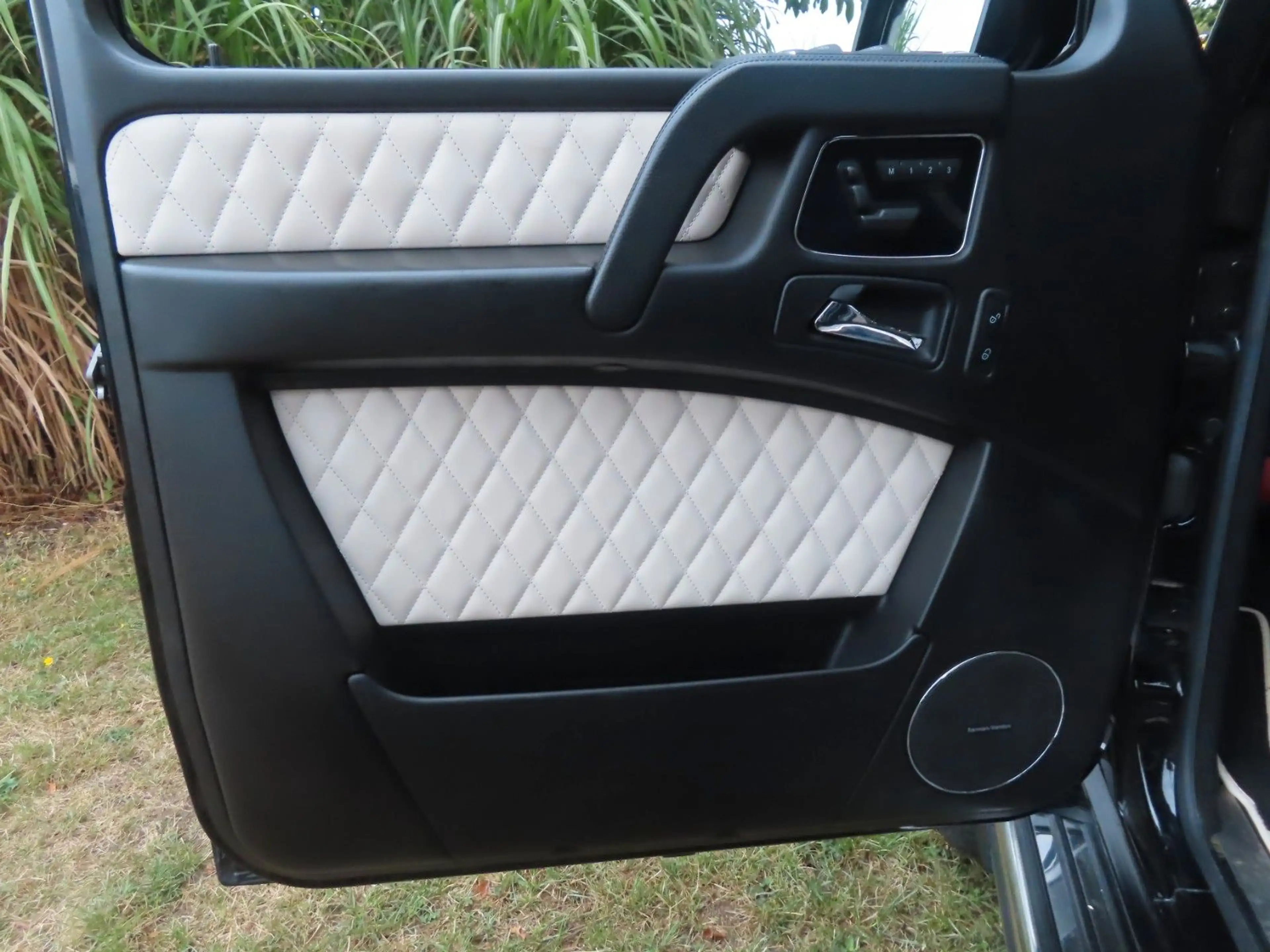Mercedes-Benz G 63 AMG Designo "Schwarz-22 Zoll-kein OPF" — photo 11