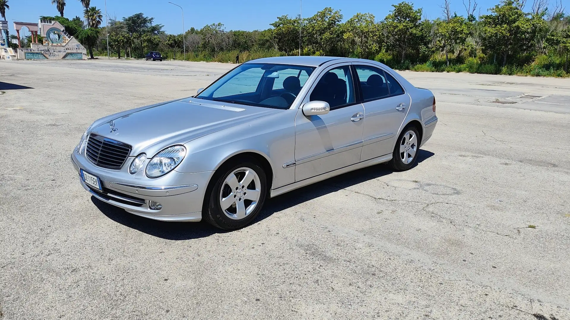 Mercedes-Benz E 220 cdi Avantgarde - 1