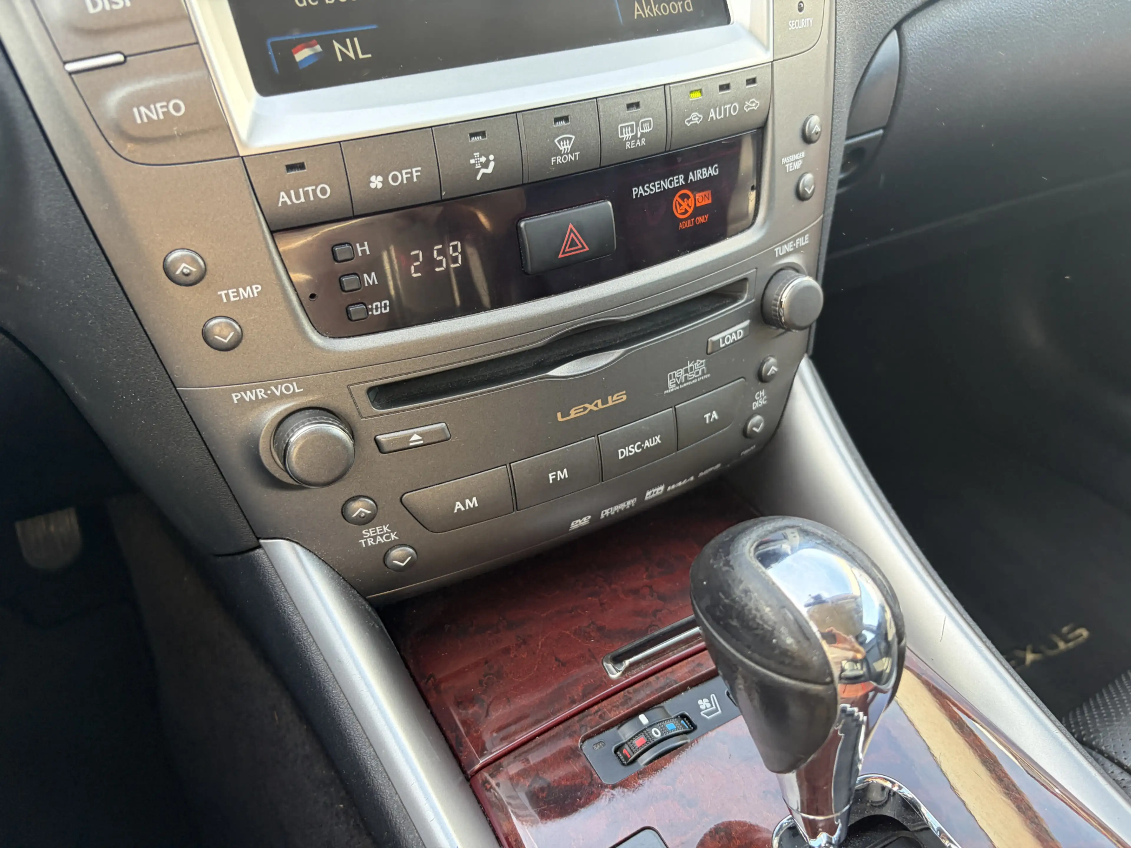 Lexus IS 250 Business Luxury / AUTOMAAT / LEER / MEMORY / DEALE — photo 11