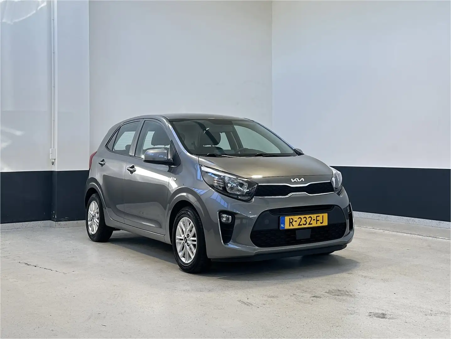 Kia Picanto 1.0 DPi DynamicLine | Apple Carplay/ Android auto| Grijs - 1
