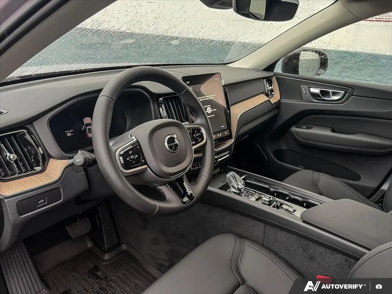 Volvo XC60 снимка Volvo XC60