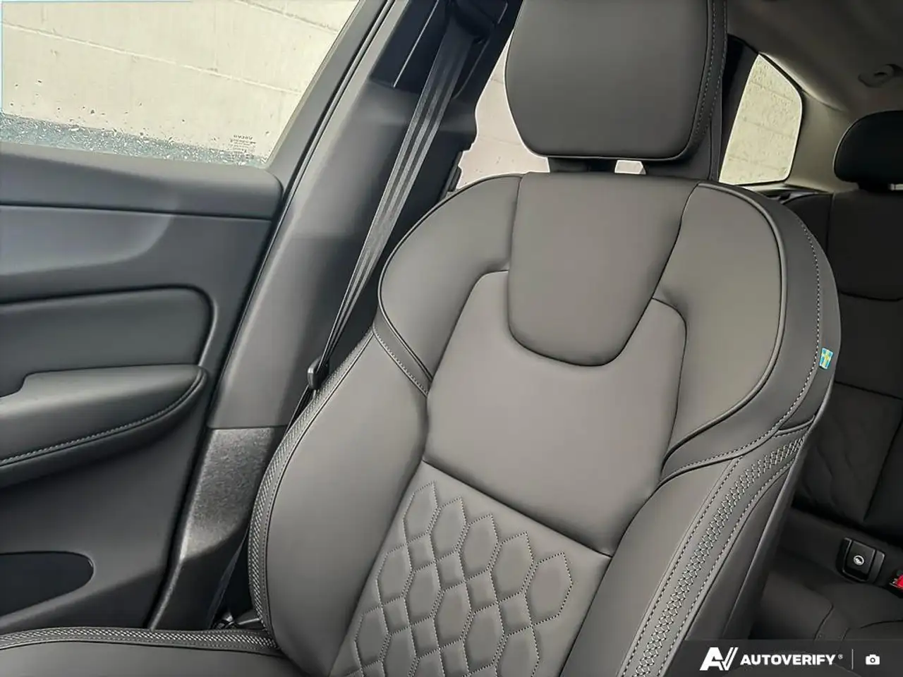 Volvo XC60 снимка Volvo XC60