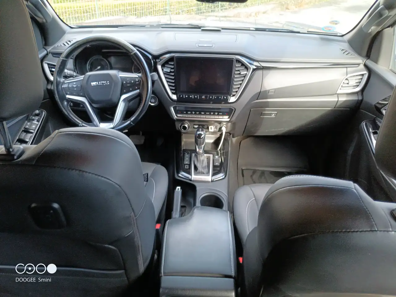 Isuzu D-Max 2021 — фото 10