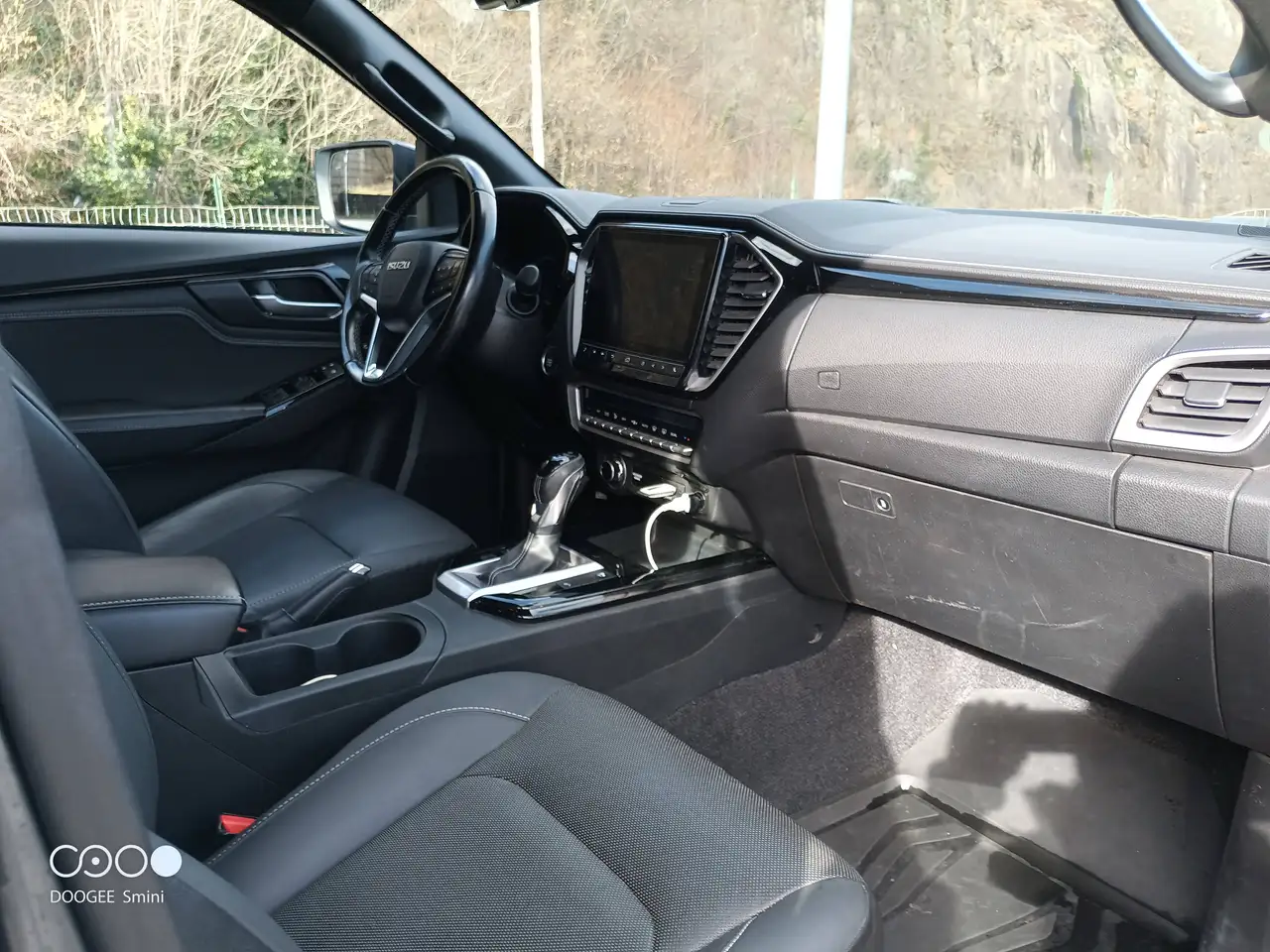 Isuzu D-Max 2021 — фото 11