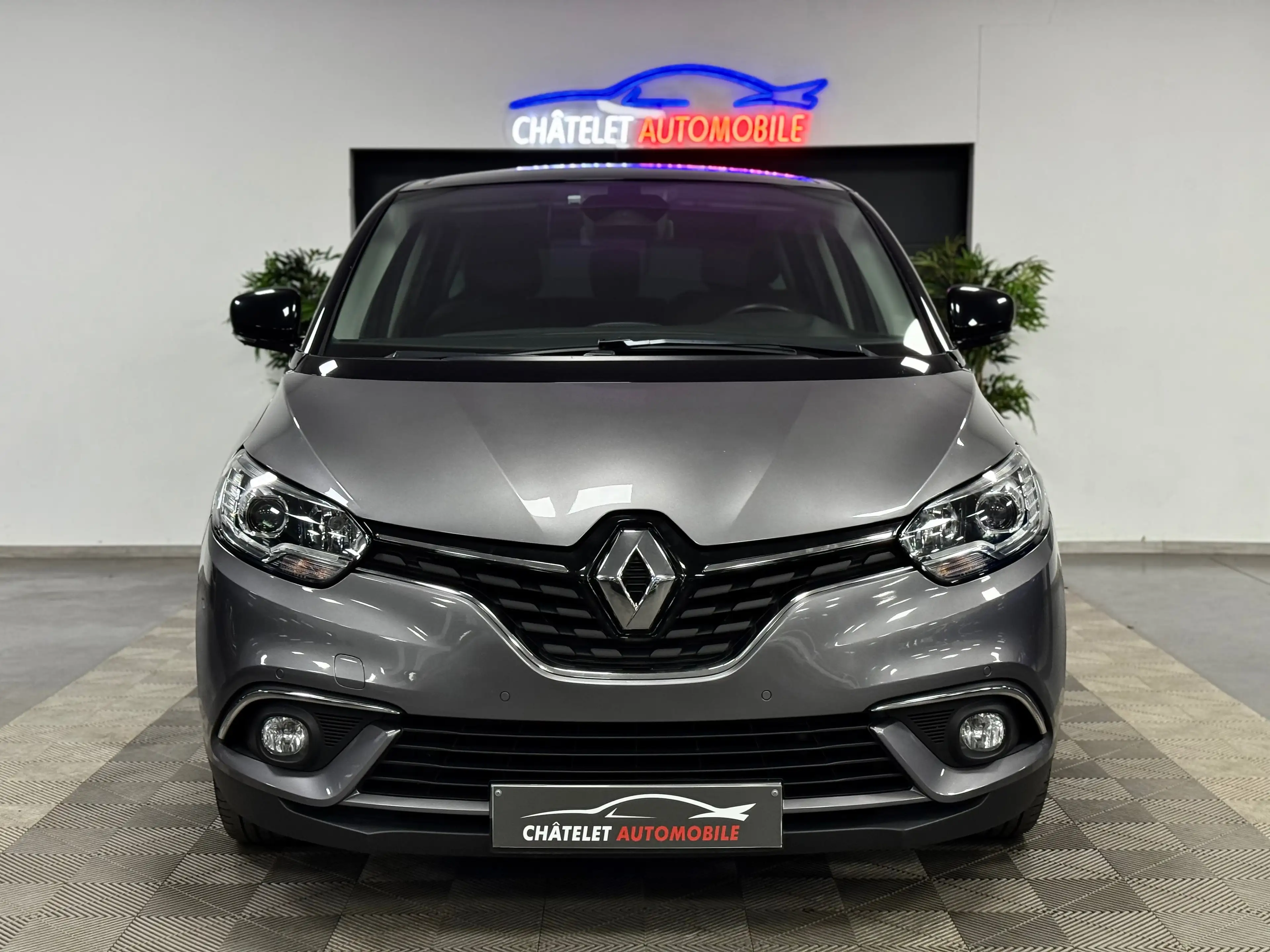 Renault Scenic Scenic 1.7 Dci 7 places Automatique état neuf Garantie 12 mois — photo 3