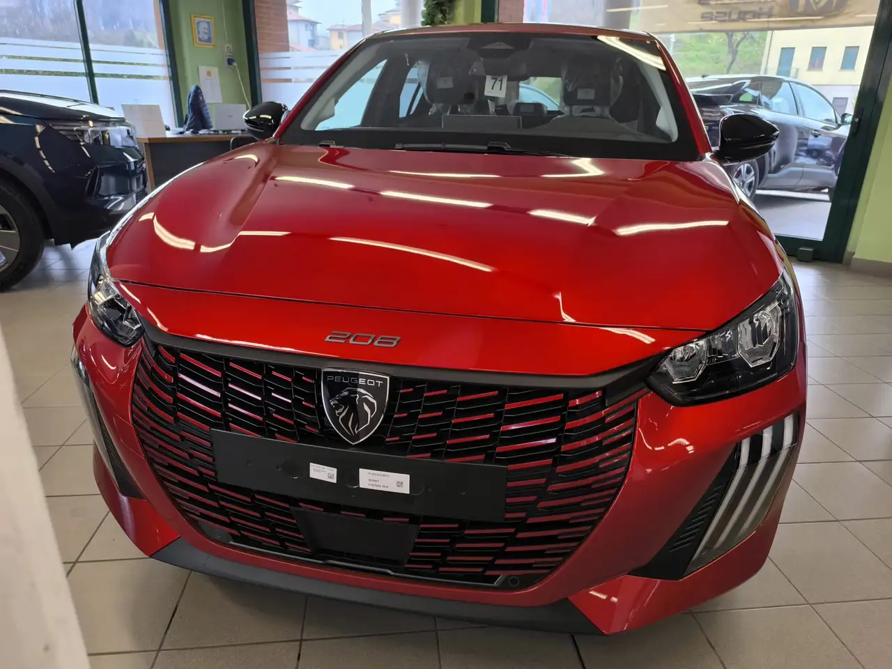 Peugeot 208 1.2 hybrid Allure 110cv e-dcs 6 3