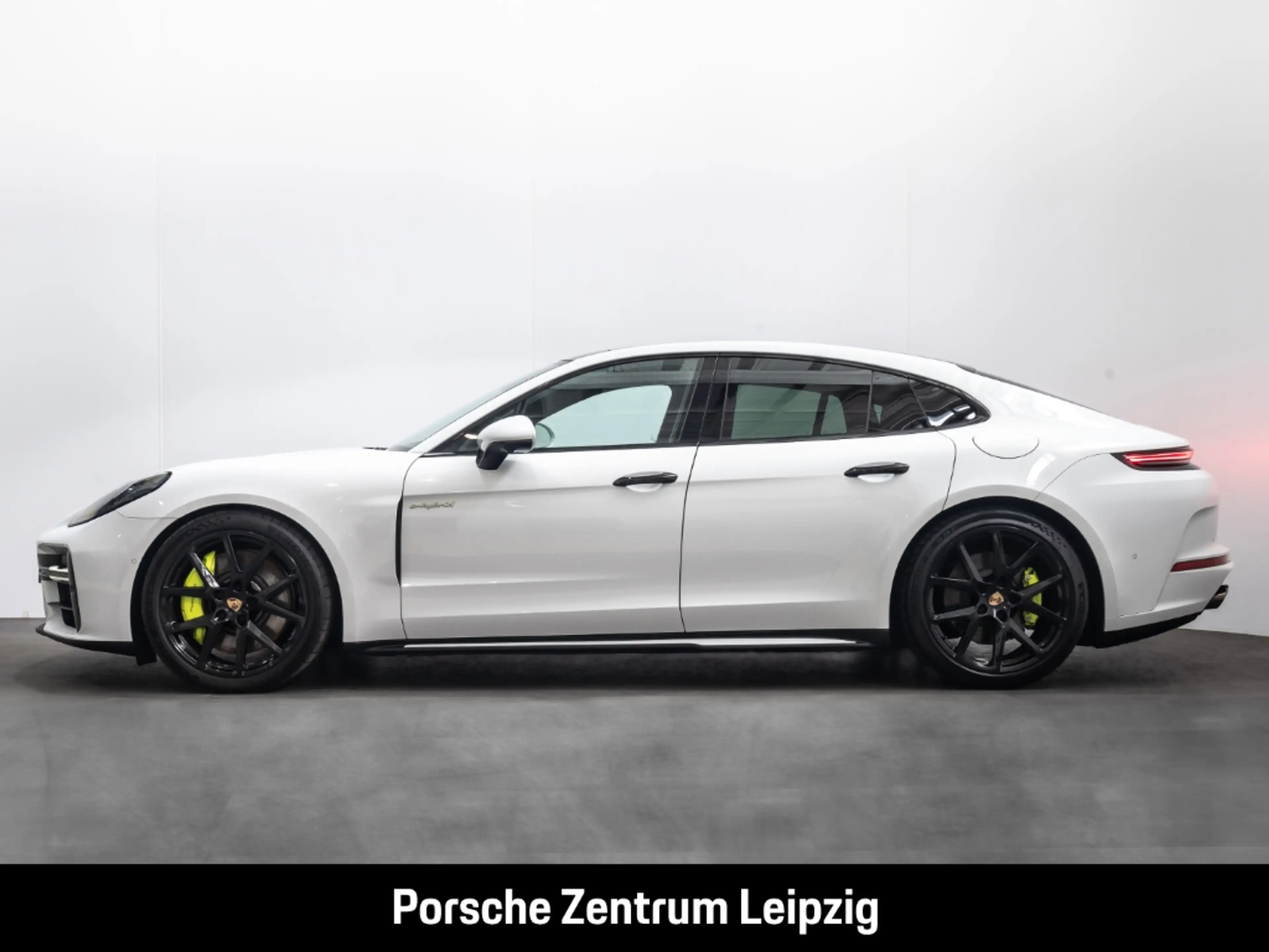 Porsche Panamera 4S E-Hybrid Massage HeadUp HA-Lenkung — photo 2