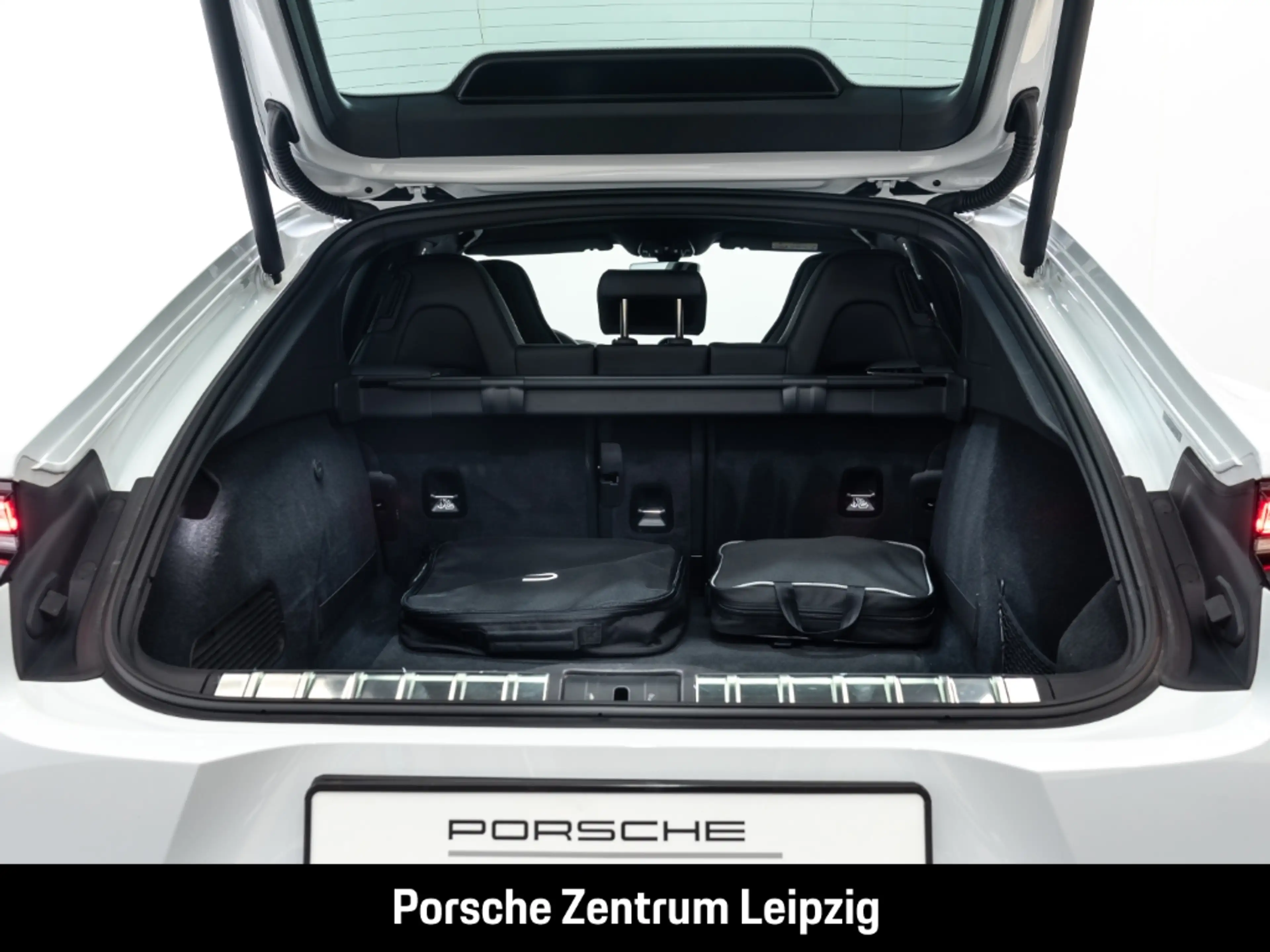 Porsche Panamera 4S E-Hybrid Massage HeadUp HA-Lenkung — photo 12