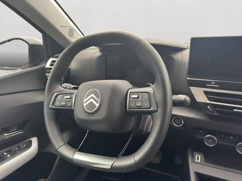 Citroen C4 Hybrid 145 Doppelkupplung 6-Gang MAX Max — photo 13