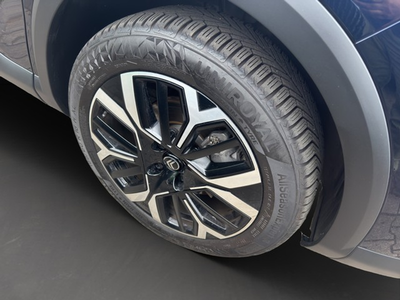 Citroen C4 Hybrid 145 Doppelkupplung 6-Gang MAX Max — photo 8