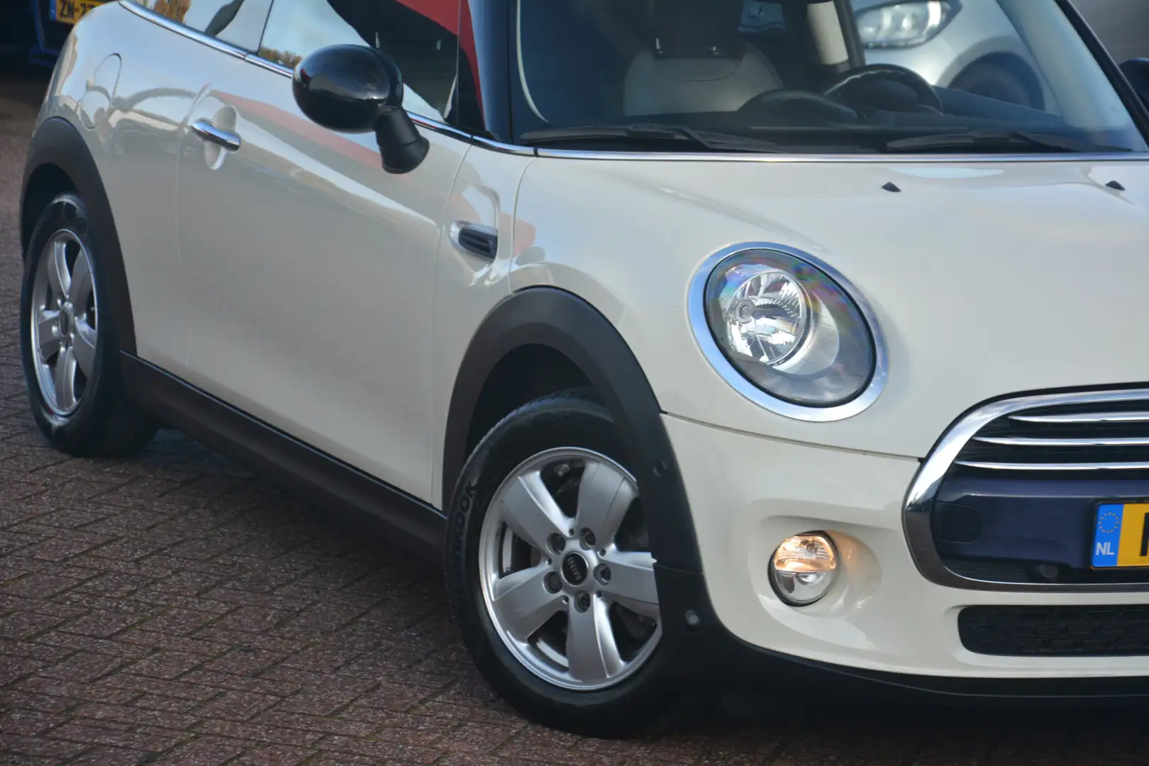 MINI Cooper Mini 1.5 Business | Navigatie | Cruise-control | S Blanc - 2