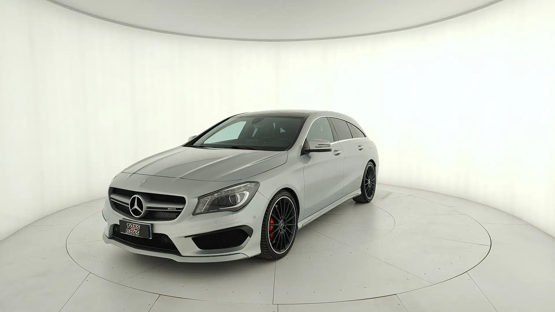 Mercedes-Benz CLA Shooting Brake AMG 45 4matic 360cv auto srebrna - 1