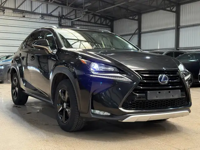 Lexus NX 300h NX 300h 2.5i AWD Dynamic Line E-CVT