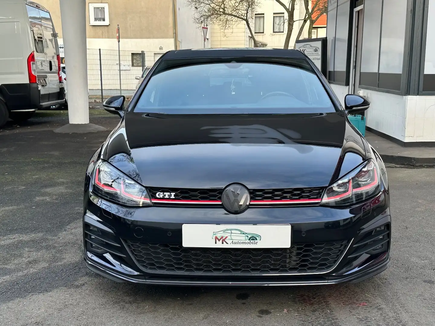 Volkswagen Golf VII GTI Perform BMT/ Standhzng/AHK/Panorama Schwarz - 2