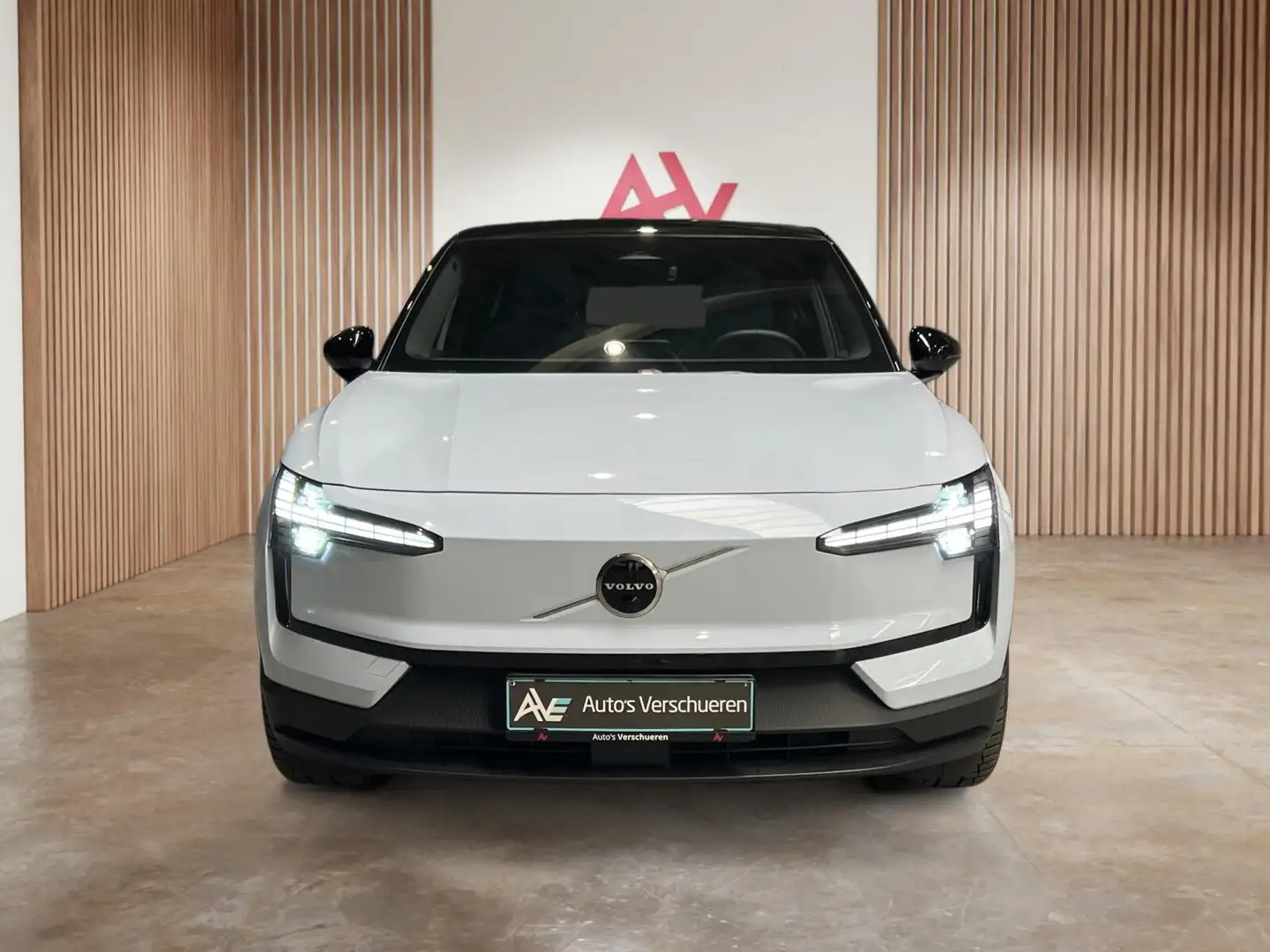 Volvo EX30 Twin Motor Performance Ultra ** Pilot Assist | ... Серый - 2