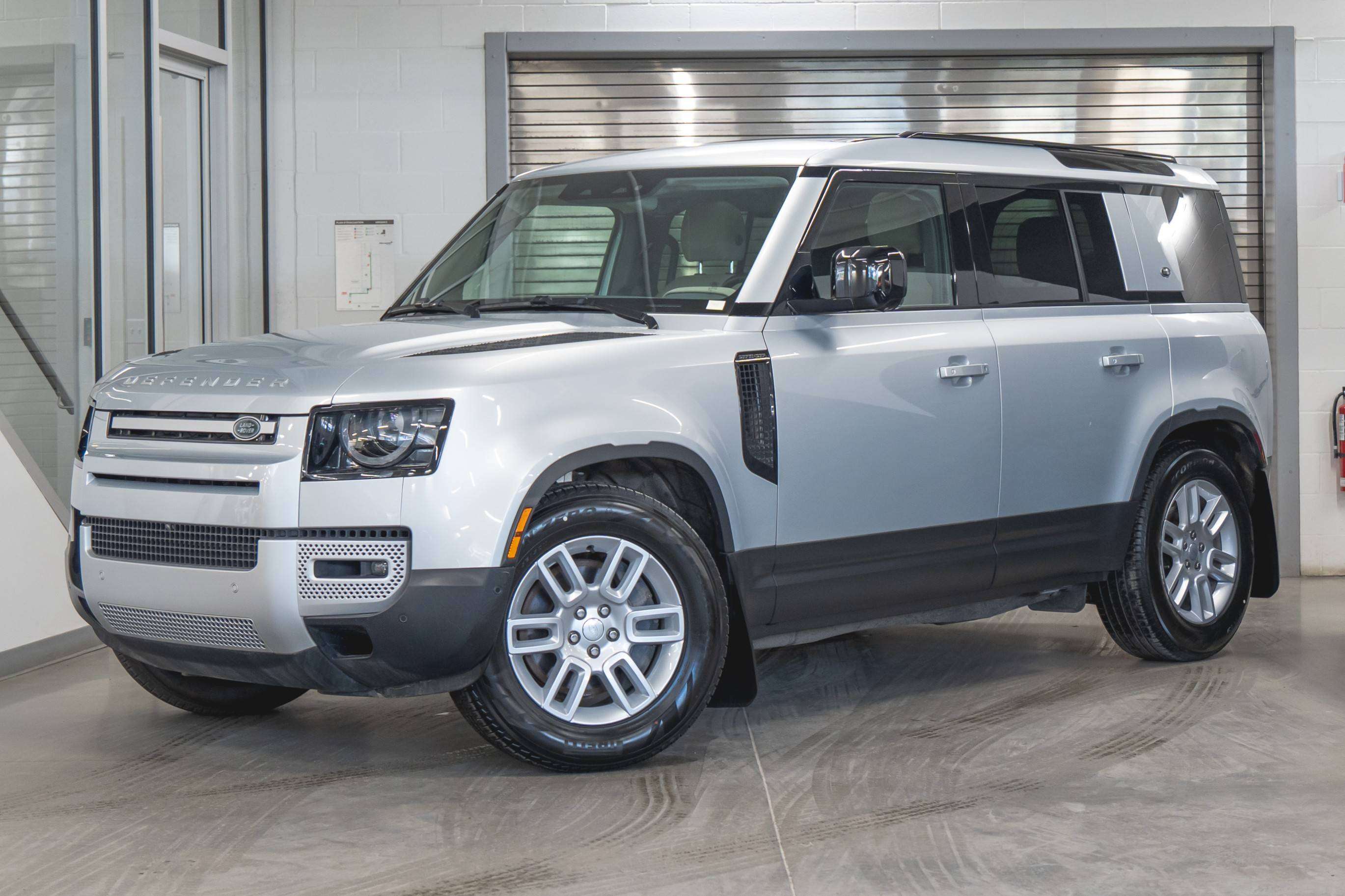 2023 Land Rover Defender 110 P400 SE *FRIGO, 3D CAMERA, CARPLAY!*