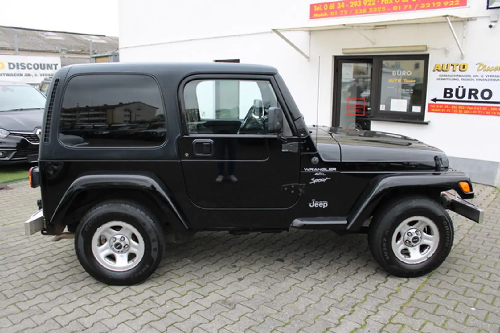 Jeep Wrangler 4.0 Sport *LPG*Soft*8-Fach-bereift* Negro - 2