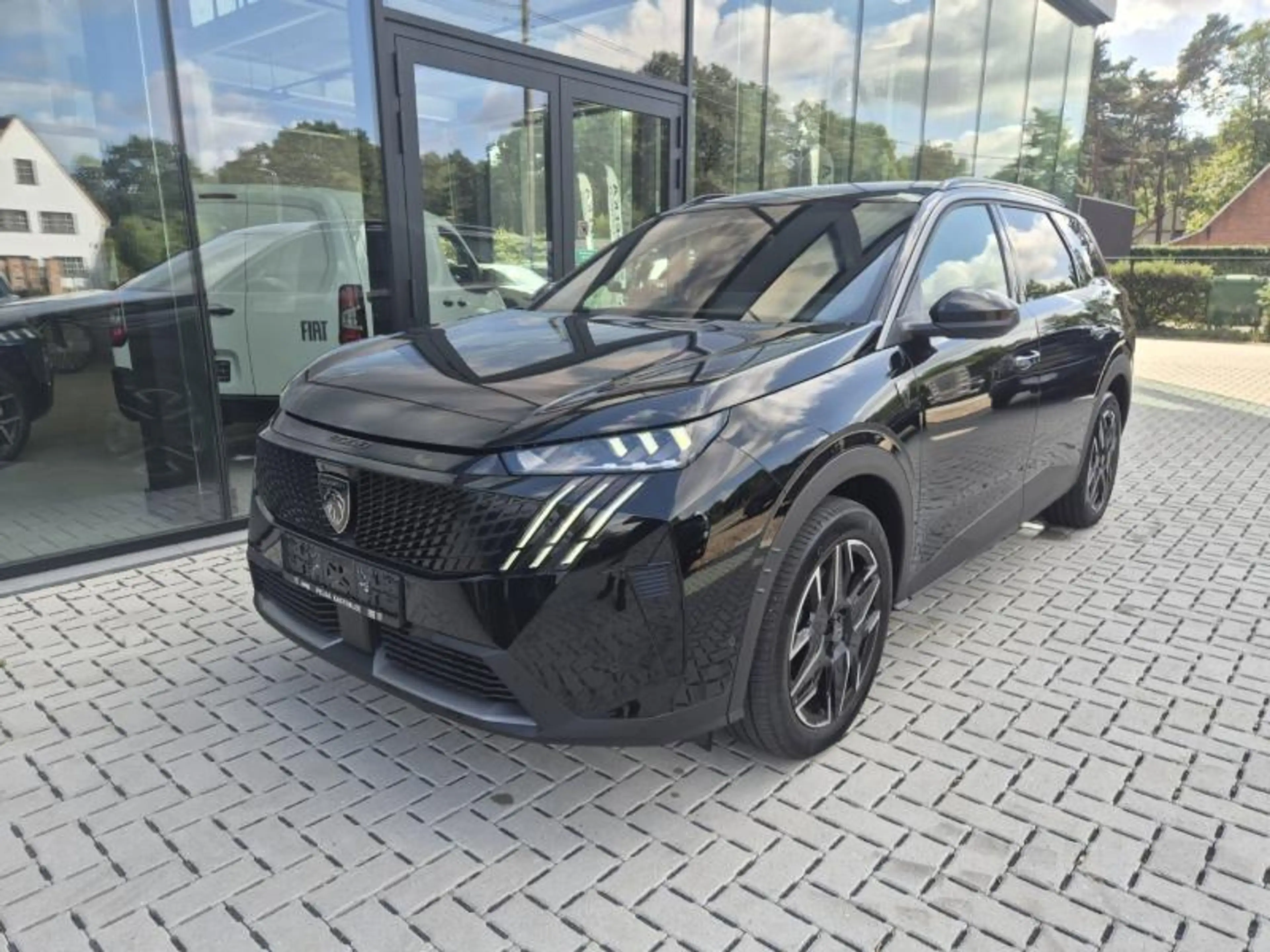 Peugeot 5008 MASSAGE/ALCANTARA/AGR/360 CAMERA PACK/DRIVE ASSIST