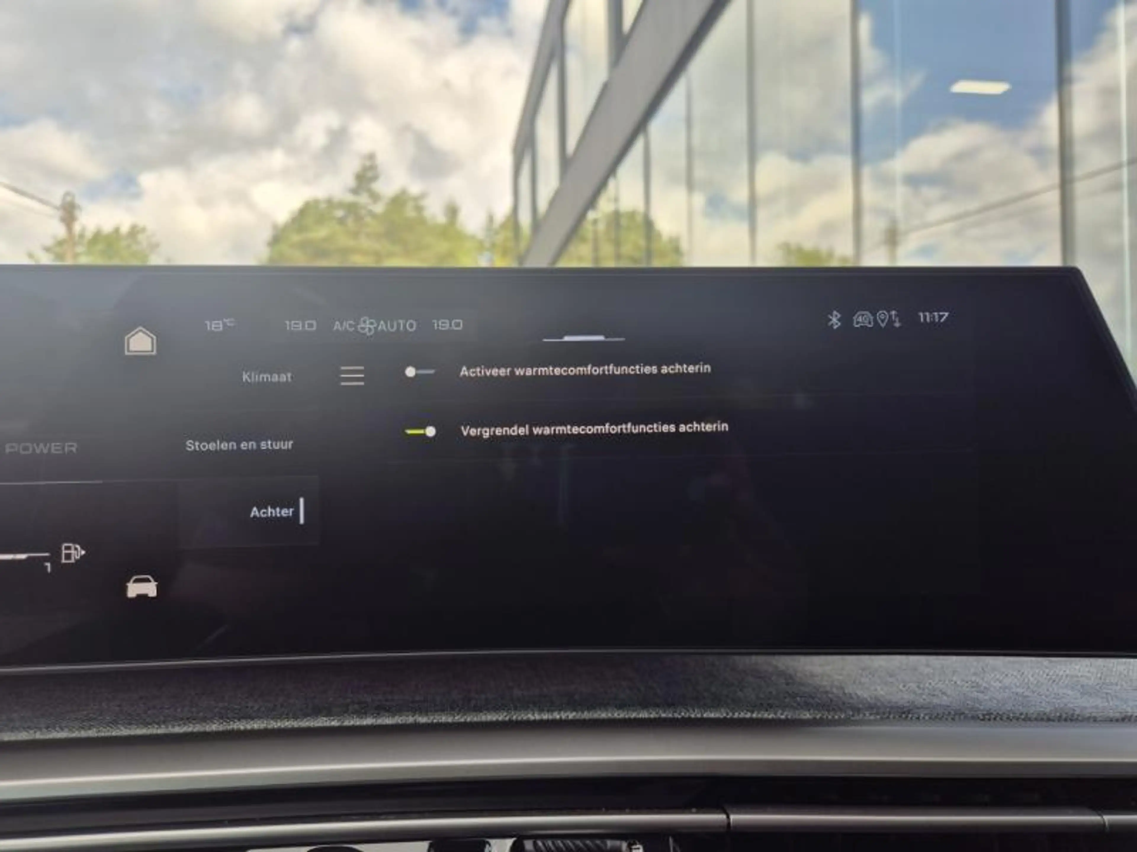 Peugeot 5008 MASSAGE/ALCANTARA/AGR/360 CAMERA PACK/DRIVE ASSIST — photo 11