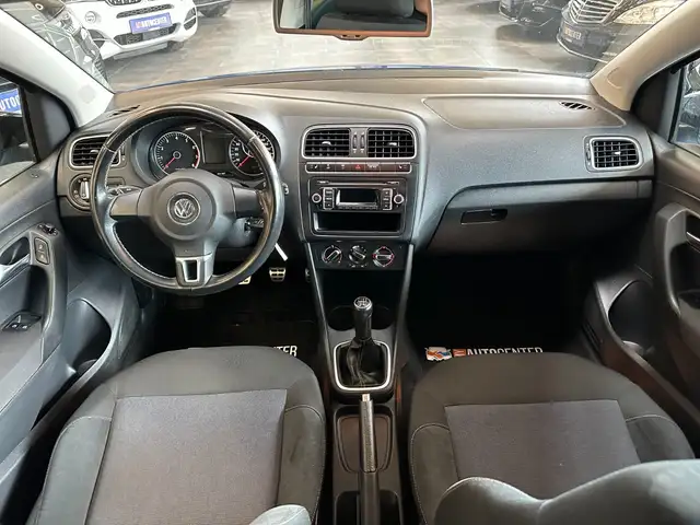 Volkswagen Polo view 7