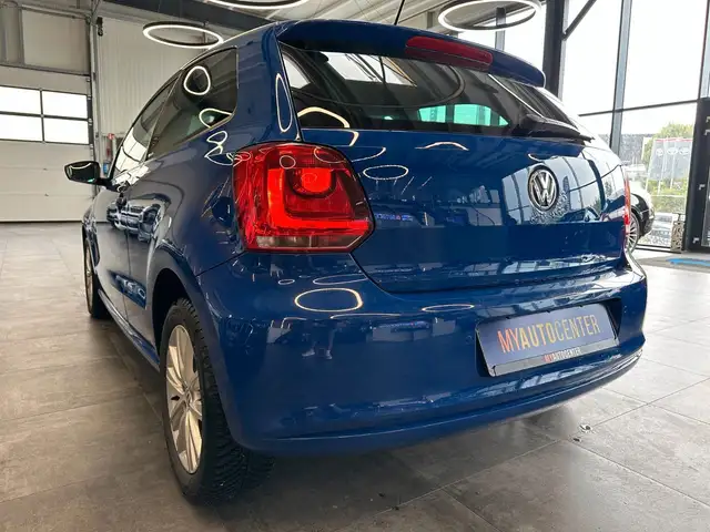 Volkswagen Polo view 5