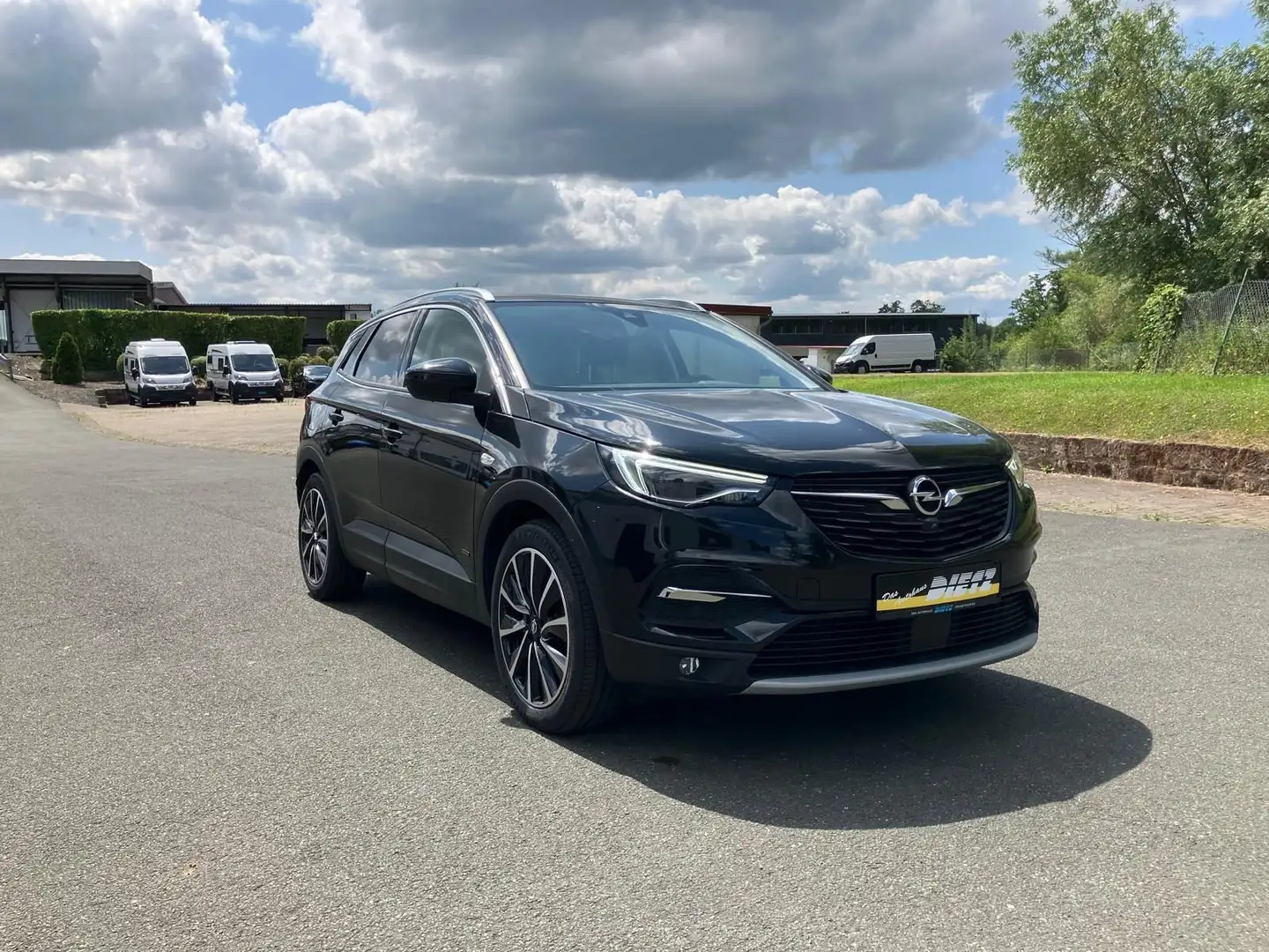 Opel Grandland X Ultimate 1.6 Turbo Plug-In-Hybrid 4 Noir - 2