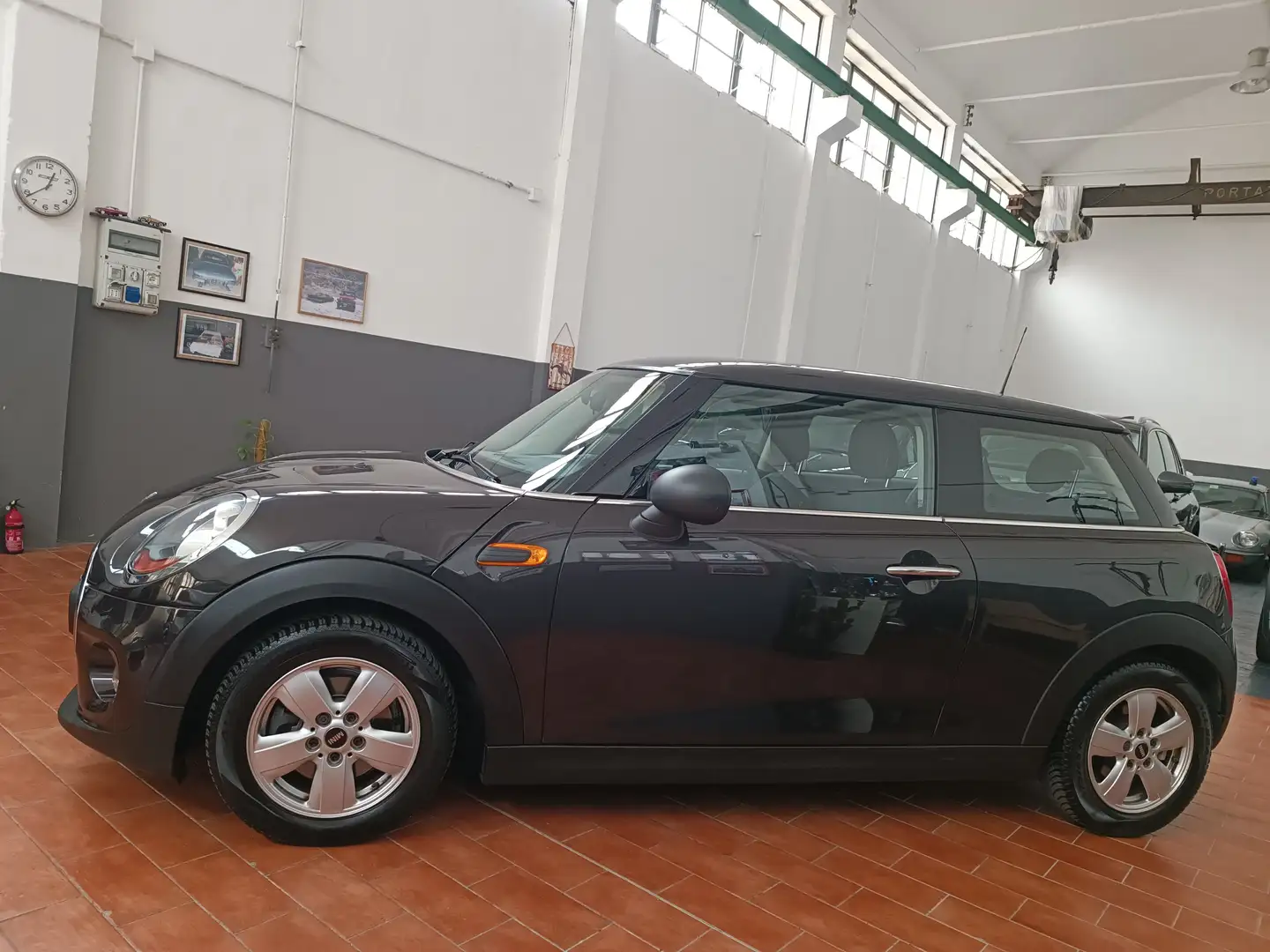 MINI One 1.2 102 cv 3p neopatentati Marrón - 2