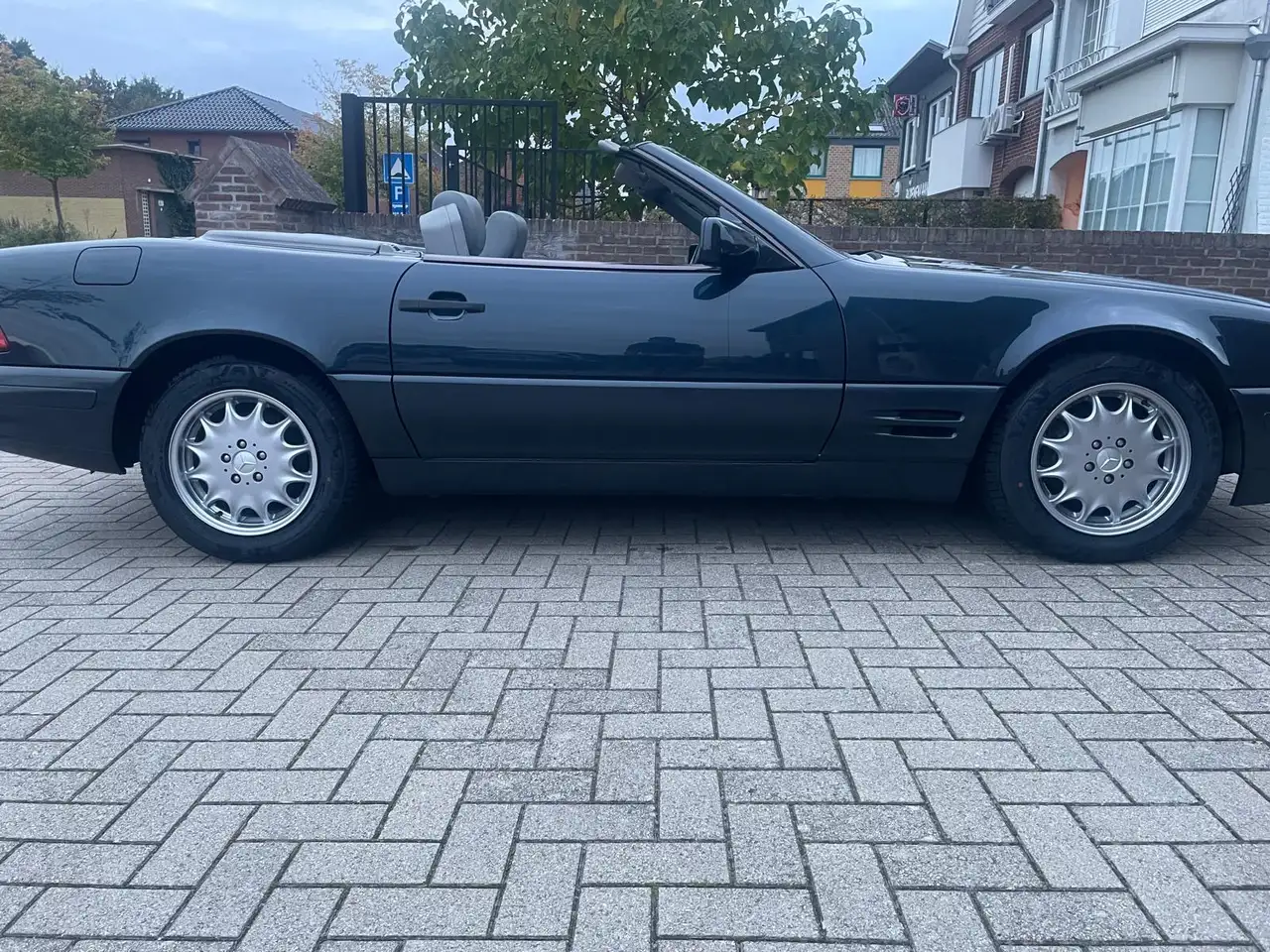 Mercedes-Benz SL 280, foto 10