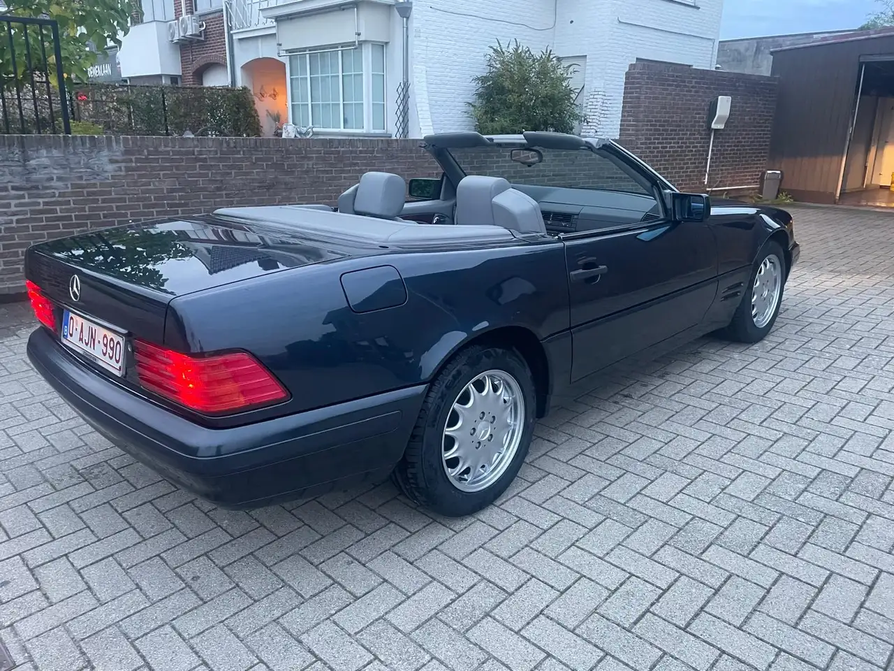 Mercedes-Benz SL 280, foto 9