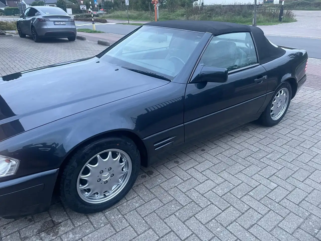 Mercedes-Benz SL 280, foto 4