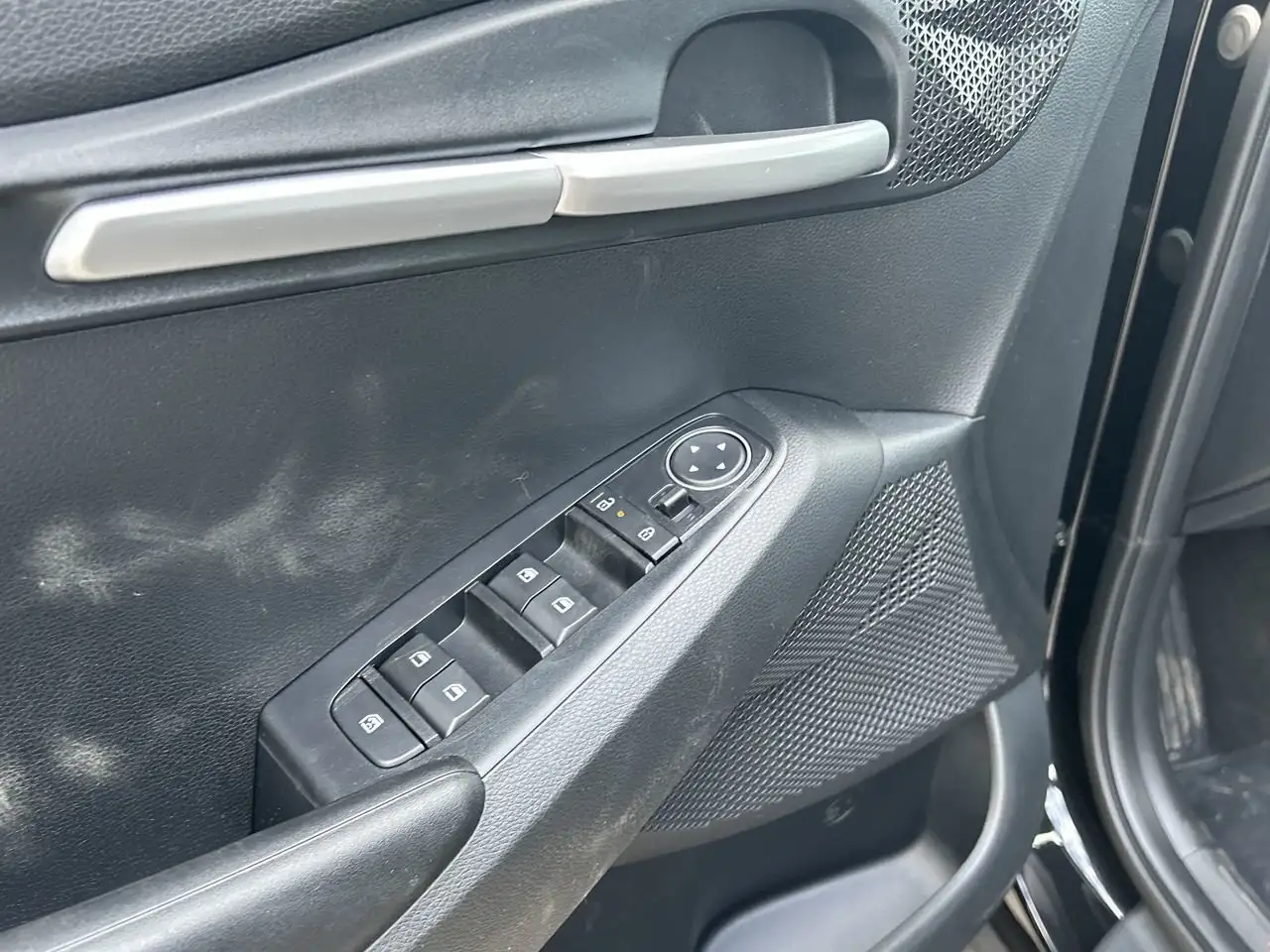 Kia Seltos снимка Kia Seltos