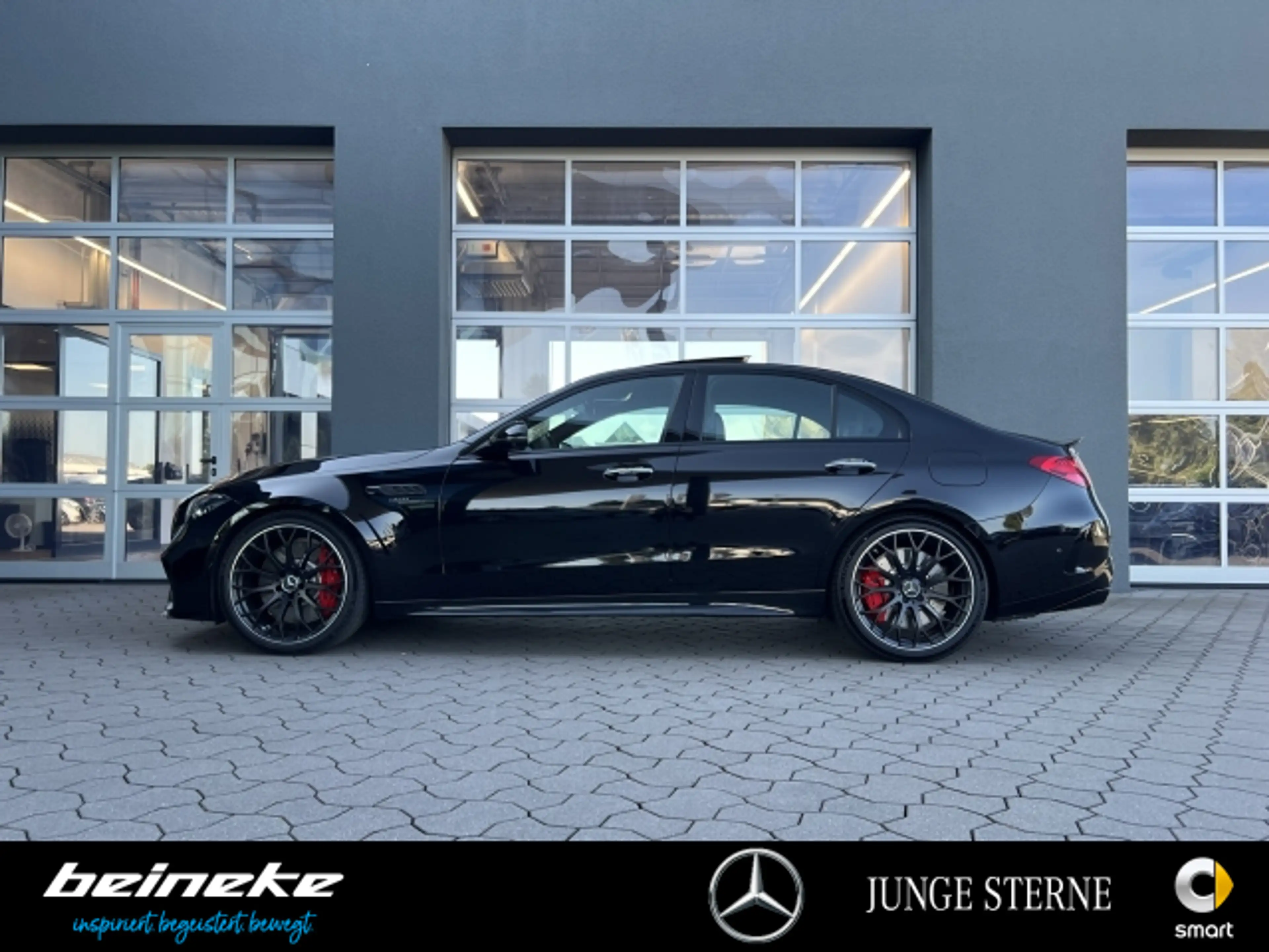 Mercedes-Benz C 63 AMG E PERFORMANCE HUD Burm Aero Pano 20" Night II Navi — photo 3