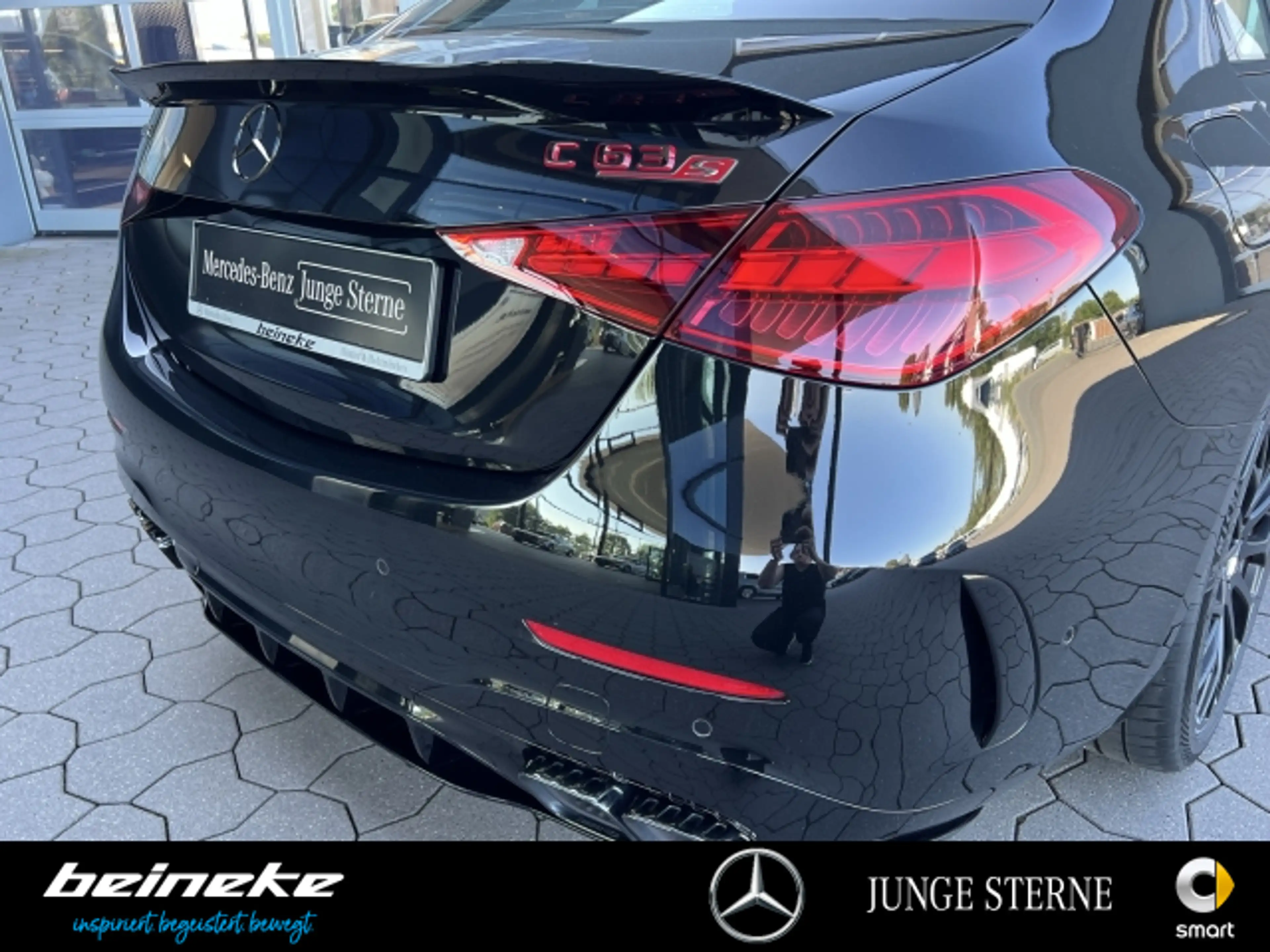 Mercedes-Benz C 63 AMG E PERFORMANCE HUD Burm Aero Pano 20" Night II Navi — photo 6