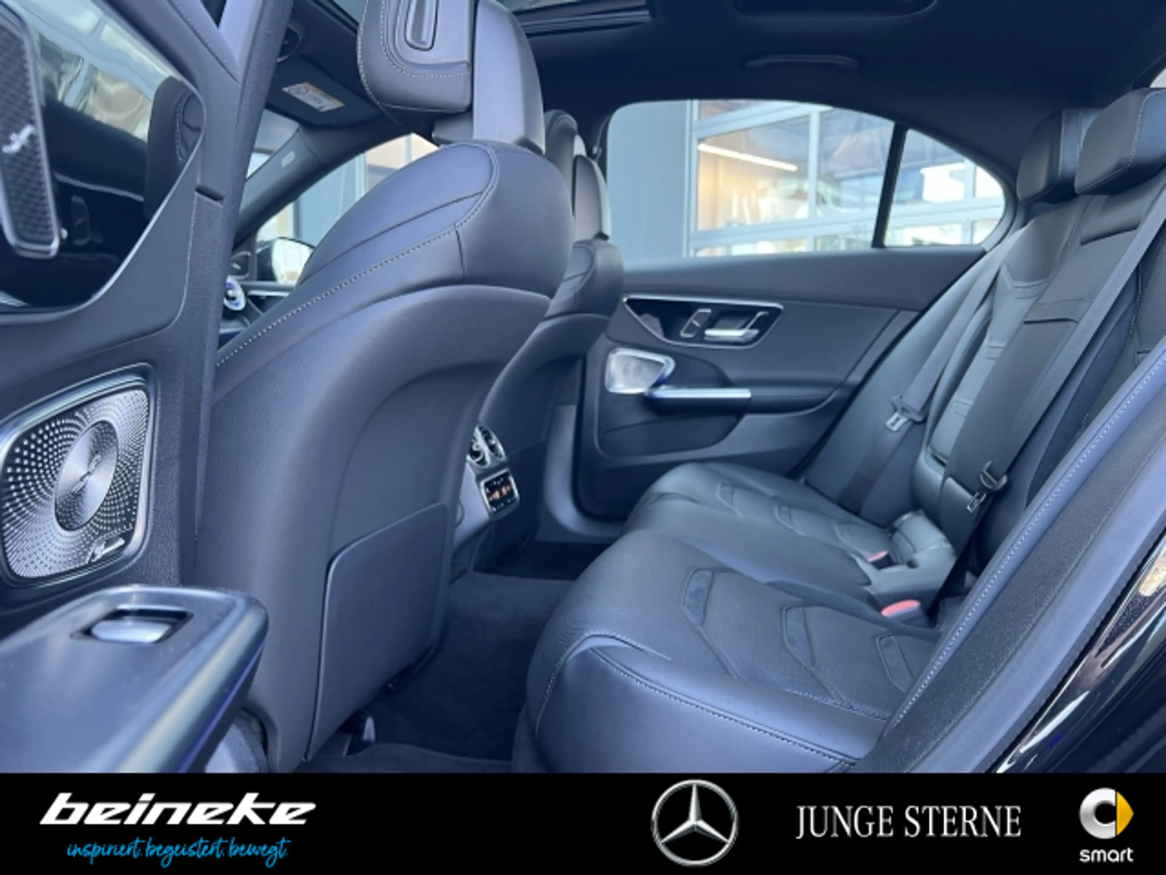 Mercedes-Benz C 63 AMG E PERFORMANCE HUD Burm Aero Pano 20" Night II Navi — photo 14