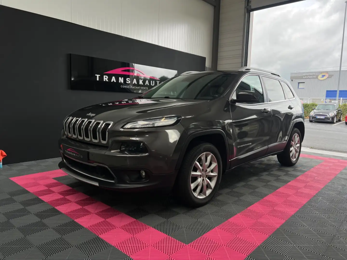 Jeep Cherokee Limited  A Gris - 1