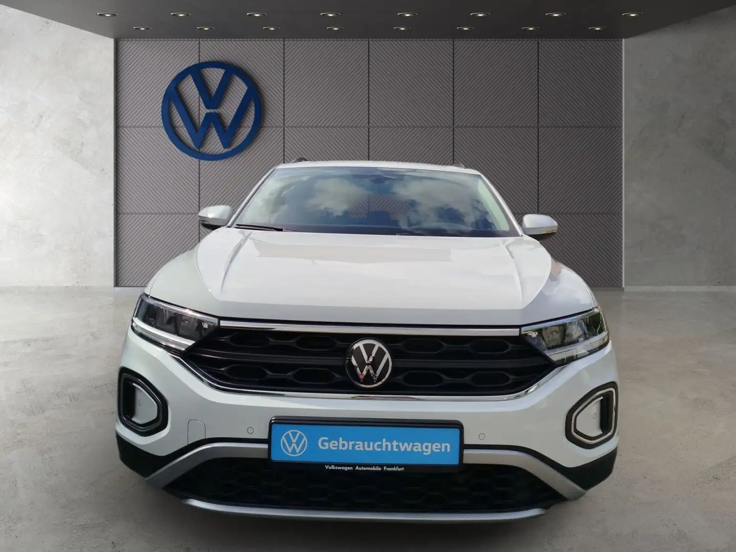 Volkswagen T-Roc 1.0 TSI Life Navi LED DAB+ FrontAssist Wit - 2