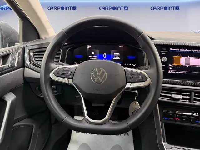 Volkswagen Polo view 13