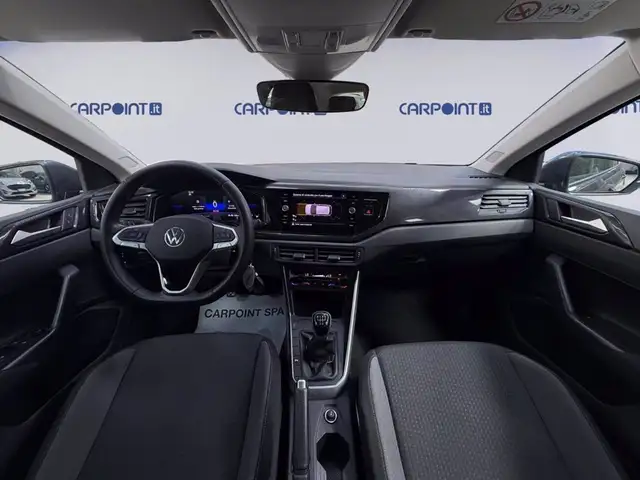Volkswagen Polo view 11