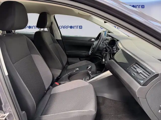 Volkswagen Polo view 16