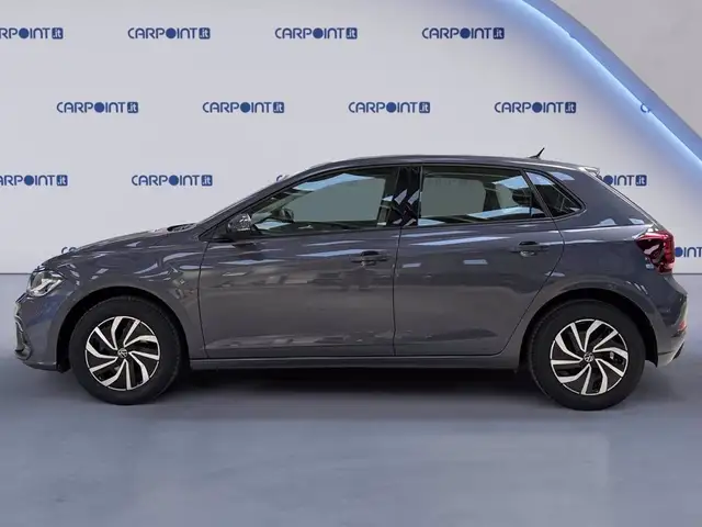 Volkswagen Polo view 3