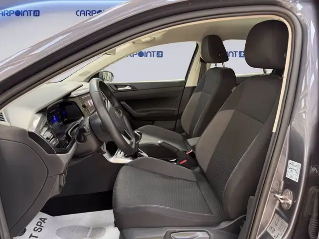 Volkswagen Polo view 10