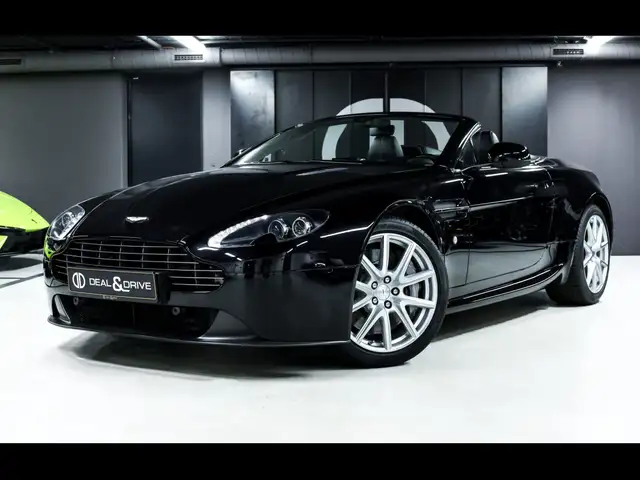 Aston Martin V8 VANTAGE ROADSTER 4.7 436°MANUAL°NAVI°PDC