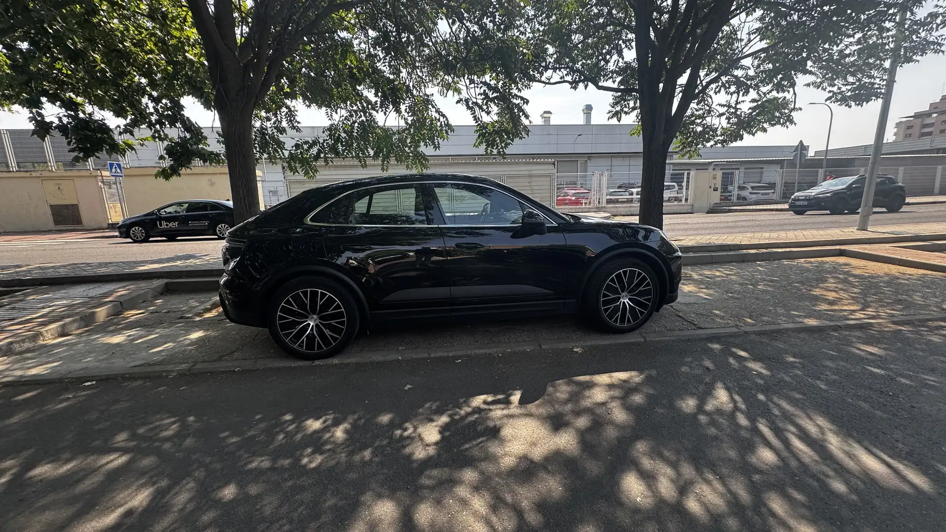 Porsche Macan 4 - 2