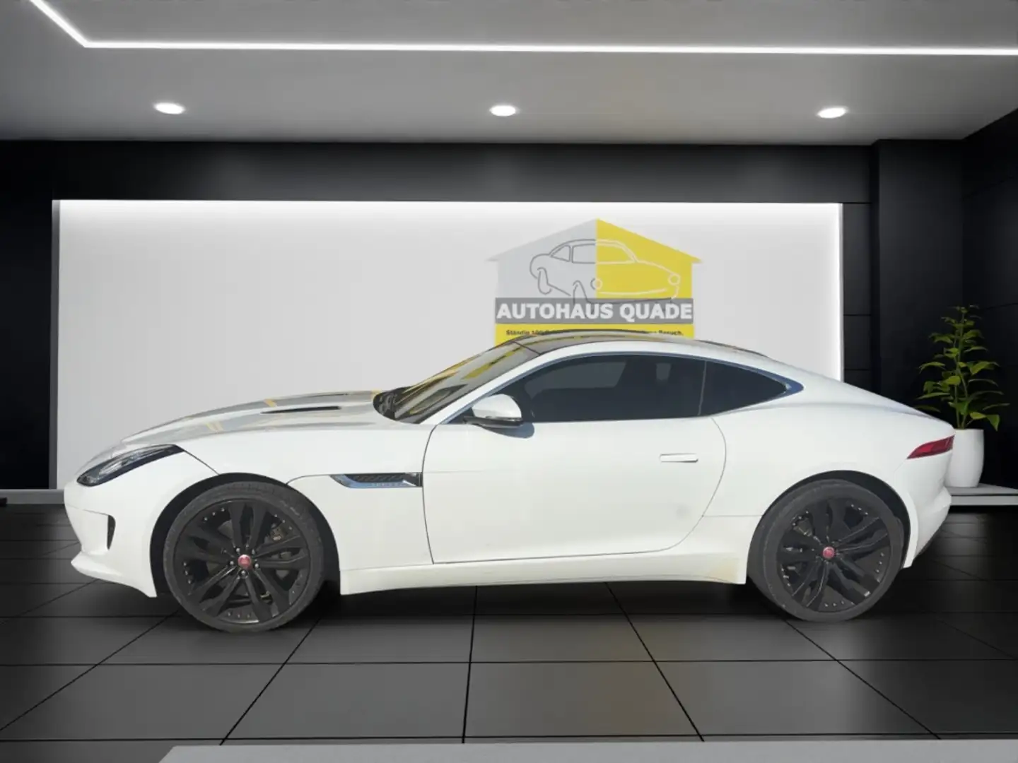 Jaguar F-Type Coupe / Service + 2 Reifen-NEU Weiß - 2