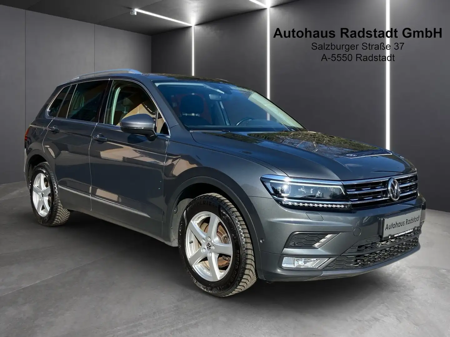 Volkswagen Tiguan Comfortline BMT/Start-Stopp Grau - 2