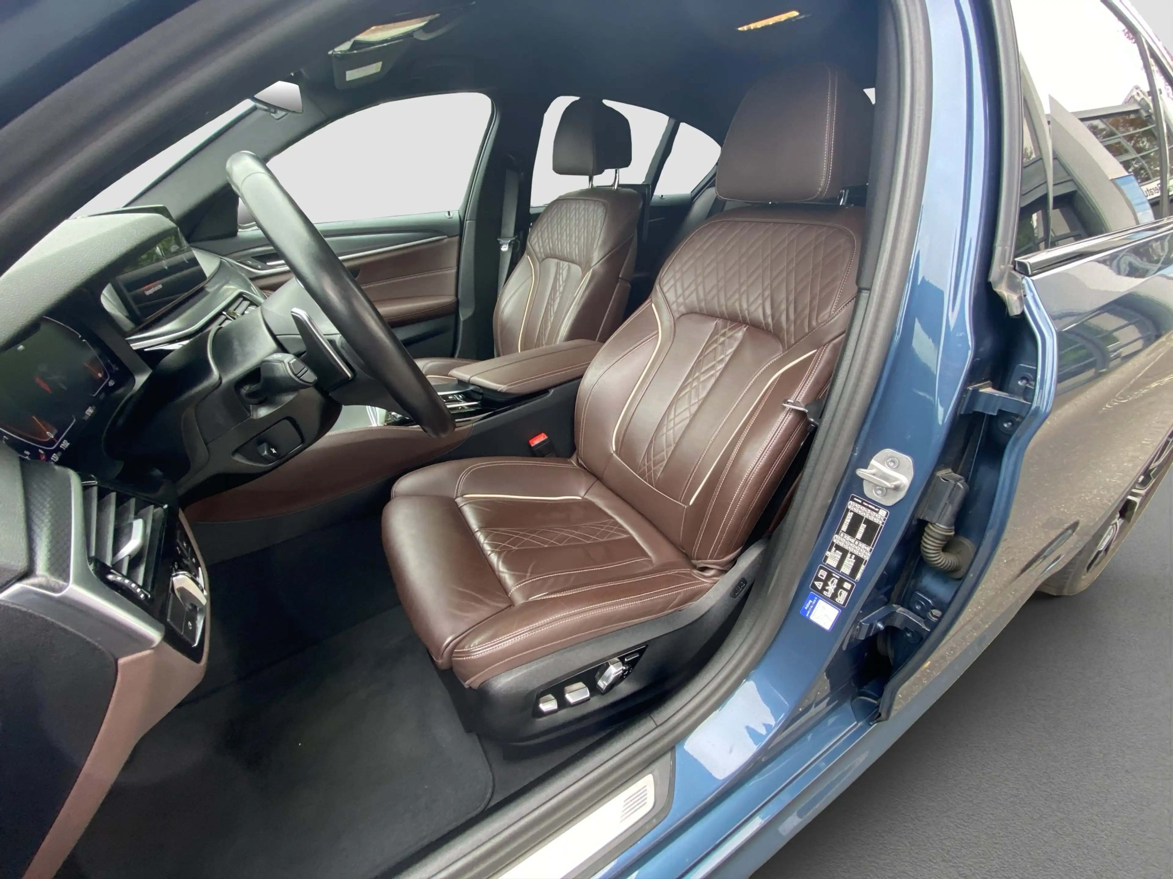 BMW 530 d xDrive Limousine ///M-Sport Laser ACC AHK RFK HU — photo 11