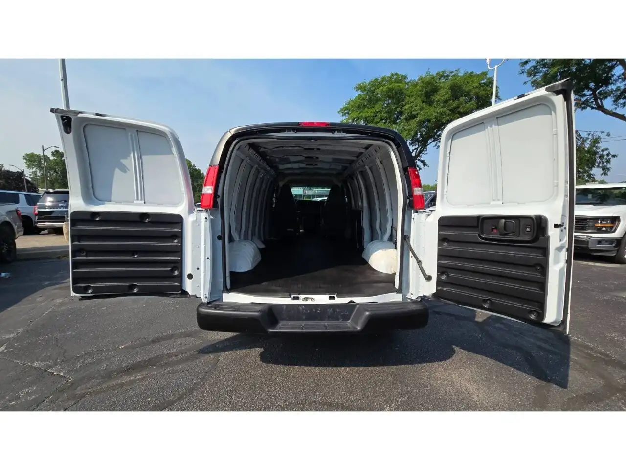 Chevrolet Express 2500 fotografie Chevrolet Express 2500