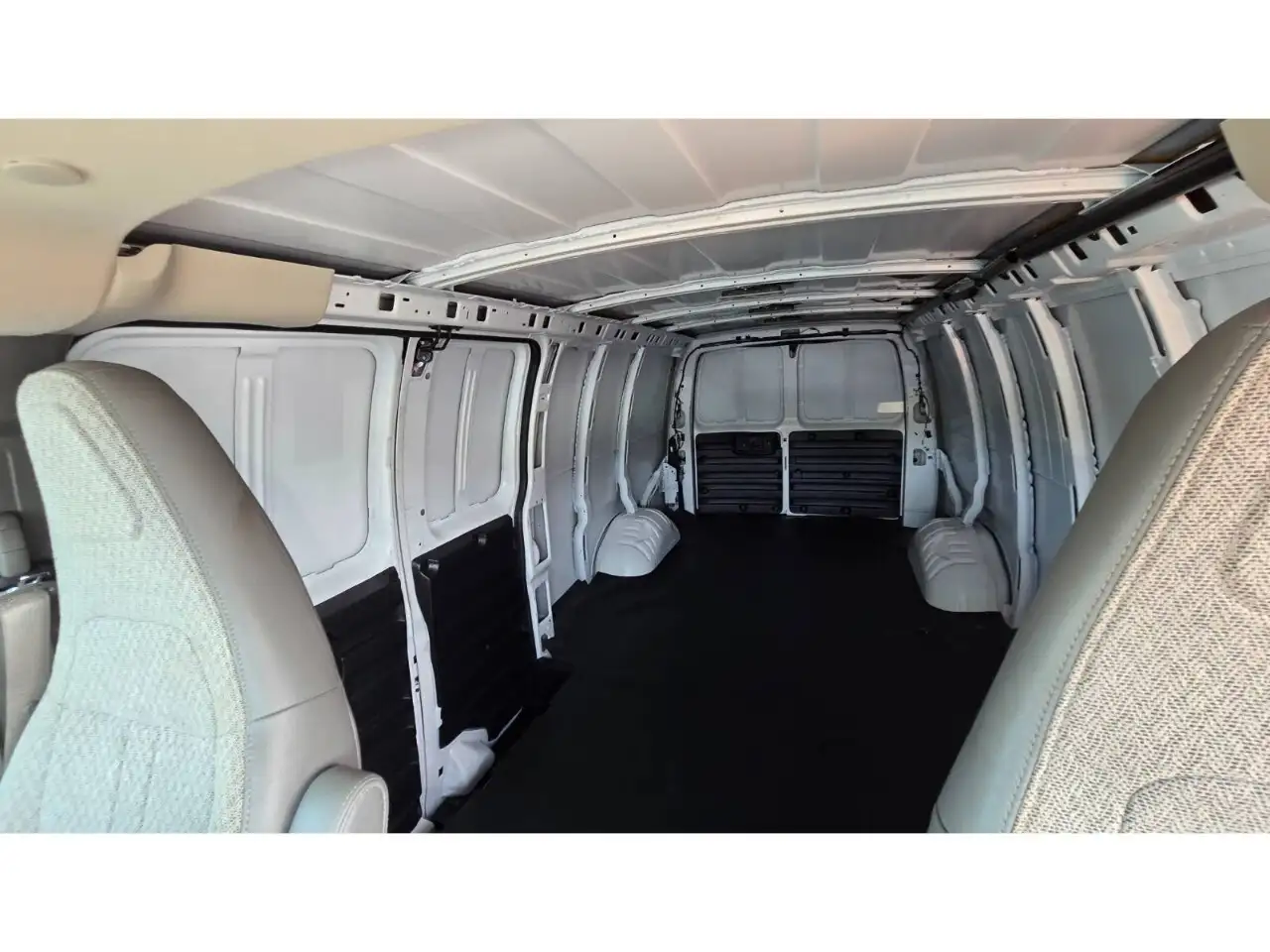 Chevrolet Express 2500 fotografie Chevrolet Express 2500