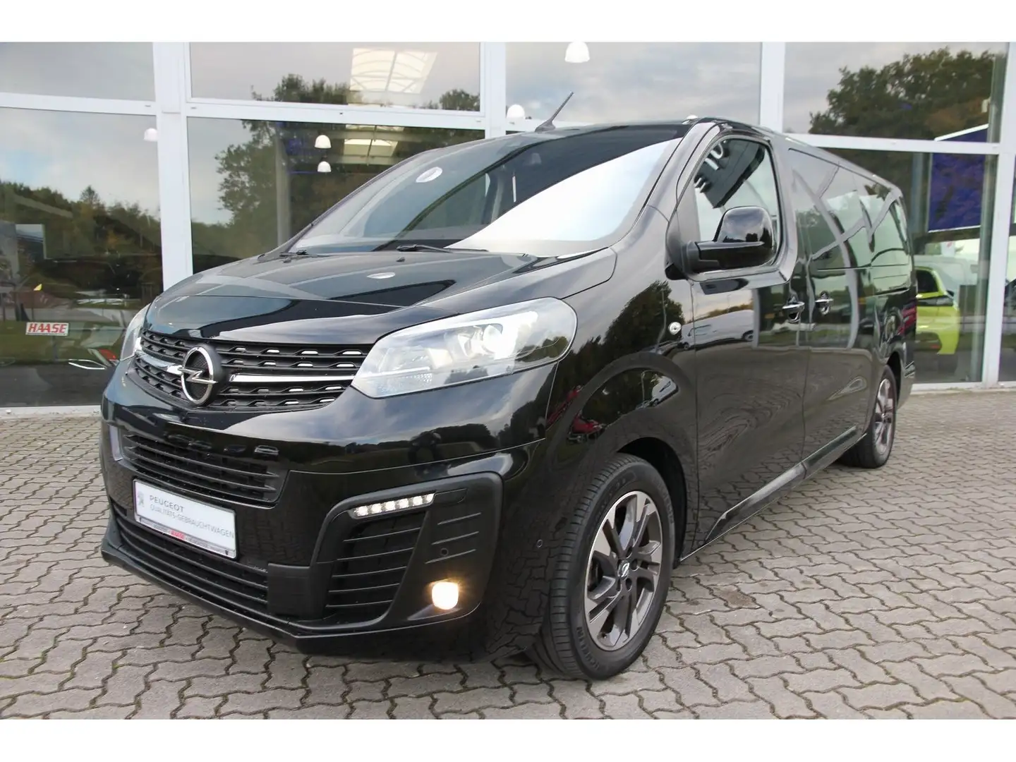 Opel Zafira Life Tourer L3 HDi 150 7-Sitze  Xenon SHZ Noir - 2
